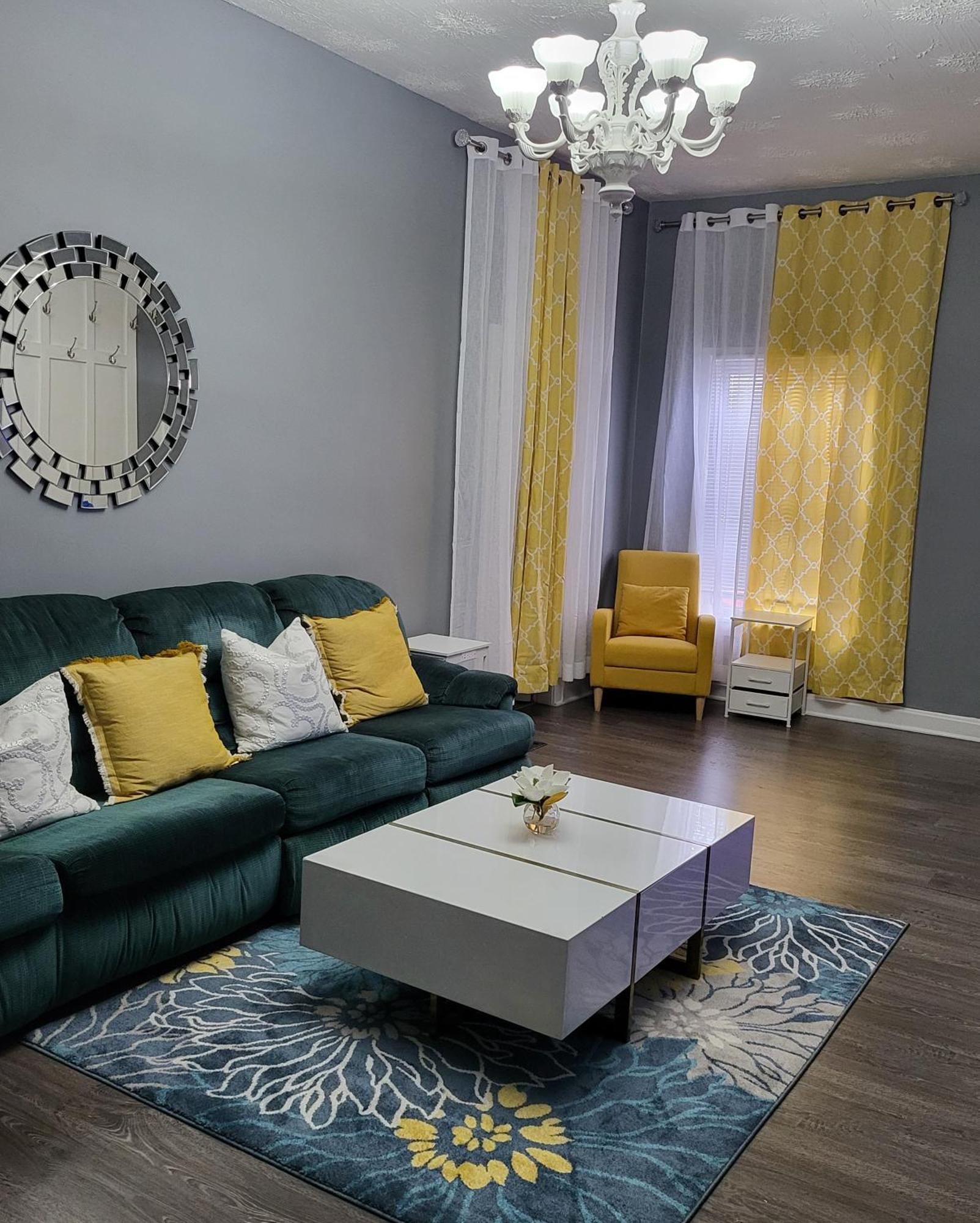 1 Bedroom In Columbus Osu District, Free Parking, Kitchen, Washer And Dryer, Central Location, Downtown, Hospital, Expocenter, Osu Stadium Exterior photo
